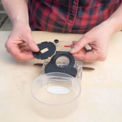 Manual Cell-Tray Seeder 8 Manual Cell-Tray Seeder -Garden Plant Shop 8367 04 manual seeder